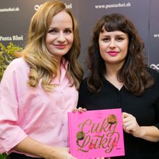 Petra Polnišová a Zuzana Šebová ako Cuky a Luky
