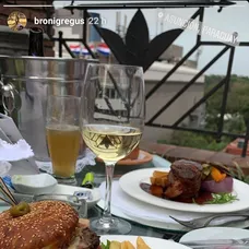 Mario Cimarro a jeho slovenská frajerka Bronislava Gregušová