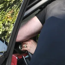 J Lo a Ben Affleck sa nevedia od seba odlepiť.