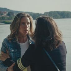 Barbora (Nela Pocisková) zistí, že telo patrí jej synovi Dankovi a zrúti sa.