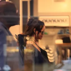 Rihanna na nákupe