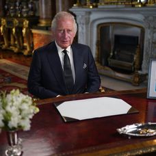 Harry a Meghan sa musia definitívne odsťahovať z Frogmore Cottage