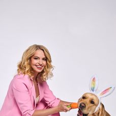 Veľkonočné fotenie moderátorov spravodajstva