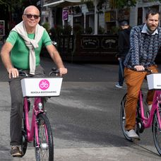Zdielané bicykle.