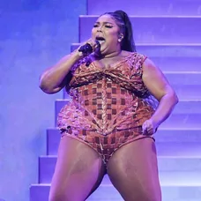 Lizzo počas vystúpenia