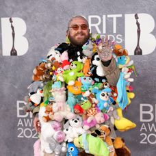 Brit Awards 2025 - červený koberec