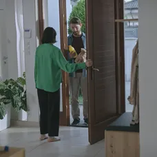 Eva a Boris skončili po spoločných raňajkách v posteli.