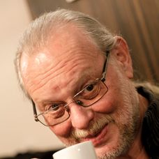 Vašo Patejdl