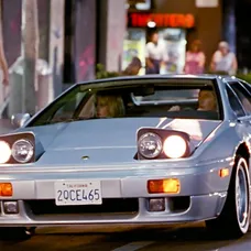 Vo filme Pretty Woman sa objavilo auto značky Lotus.