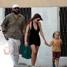 Emily Ratajkowski a francúzsky režisér Romain Gavras tvoria pár! 