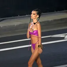 Emily Ratajkowski 