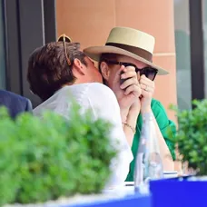 Tehotnná princezná Beatrice s manželom