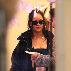 Rihanna na nákupe