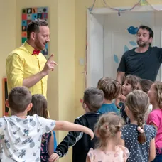 Miro Jaroš v Oteckoch rozprúdil zábavu.