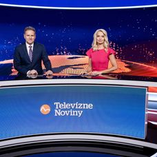 Jaroslav Zápala a Marianna Ďurianová v relácii Televízne noviny
