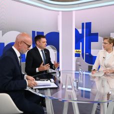 Branislav Gröhling, Tomáš Taraba a Karolína Lacová v relácii Na telo