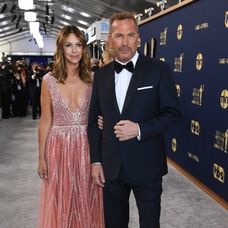 Kevin Costner s manželkou