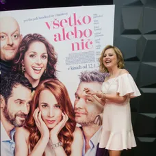 Všetko alebo nič, premiéra, Evita