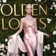 moda zlate globusy