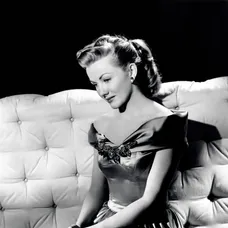 Zomrela Phyllis Coates