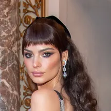 Emily Ratajkowski