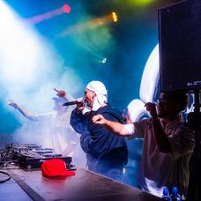 Misha spojila sily s RudeBoys Radio a Glebom; prinášajú ikonický hit v novom šate 