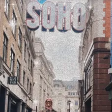 Dara Rolins si užíva Londýn