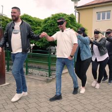Na nože - Tím Pečalkovcov
