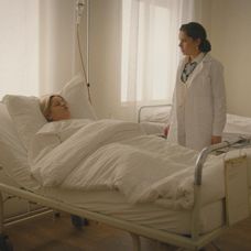 Šarlotu pri konfrontácii s Vierou ovládnu emócie.
