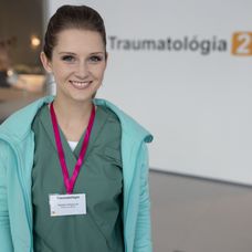 prezidentka SR Zuzana Čaputová s ukrajinským prezidentom Volodymyrom Zelenským pózujú pre spoločnú fotografiu počas oficiálnej n
