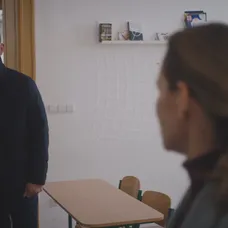 Laura sa preberie po rande s Andrejom.