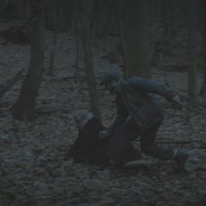 Dávid ide s Helgou skoncovať do lesa