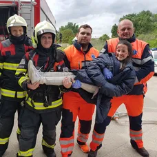Terezka Heftyová počas nakrúcania požiaru