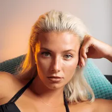 Laura  