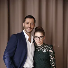 Ema s Alexom na svadbe Jara a Lindy