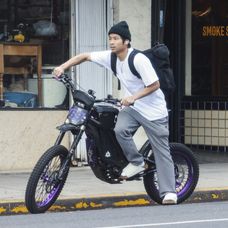 Syn Angeliny Jolie a Brada Pitta mal nehodu