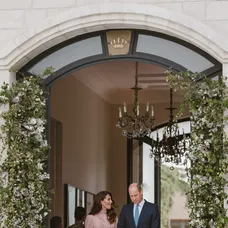 Princ William a princezná Kate na svadbe jordánskeho princa