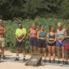 Výmenu členov v Survivore sprevádzali emócie na oboch stranách.