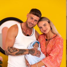 Baby Challenge v Love Islande 4