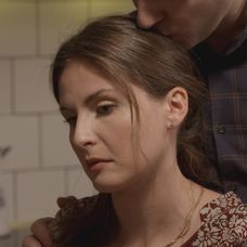 Je dokonalým manželom, ako sa tvári?