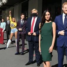Múzeum Madame Tussauds premiestnilo modely princa Harryho a Meghan do hollywoodskej zóny.