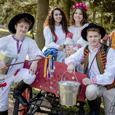 Zuzka, Oliver, Karinka a Rišo