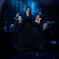 Zuzka Belohorcová v prom kole ako Madonna