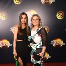 Zuzka Čimová s maminou 