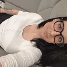 Karina Šafrániková po boku nového priateľa žiari a po premene žije spokojný život.