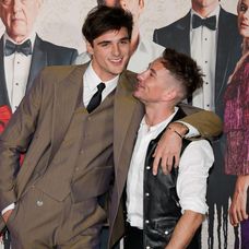 Jacob Elordi s Barry Keoghanom si zahrali vo filme Saltburn.