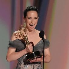 Momentky z udeľovania televíznych cien Emmy 2026
