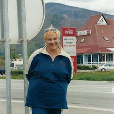 Monika zhruba pred 15 rokmi