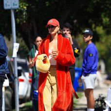 Hailey Bieber