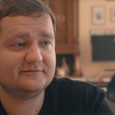 Michala čakalo na ceste za premenou mnoho výziev. Na jej konci došiel do úspešného cieľa.